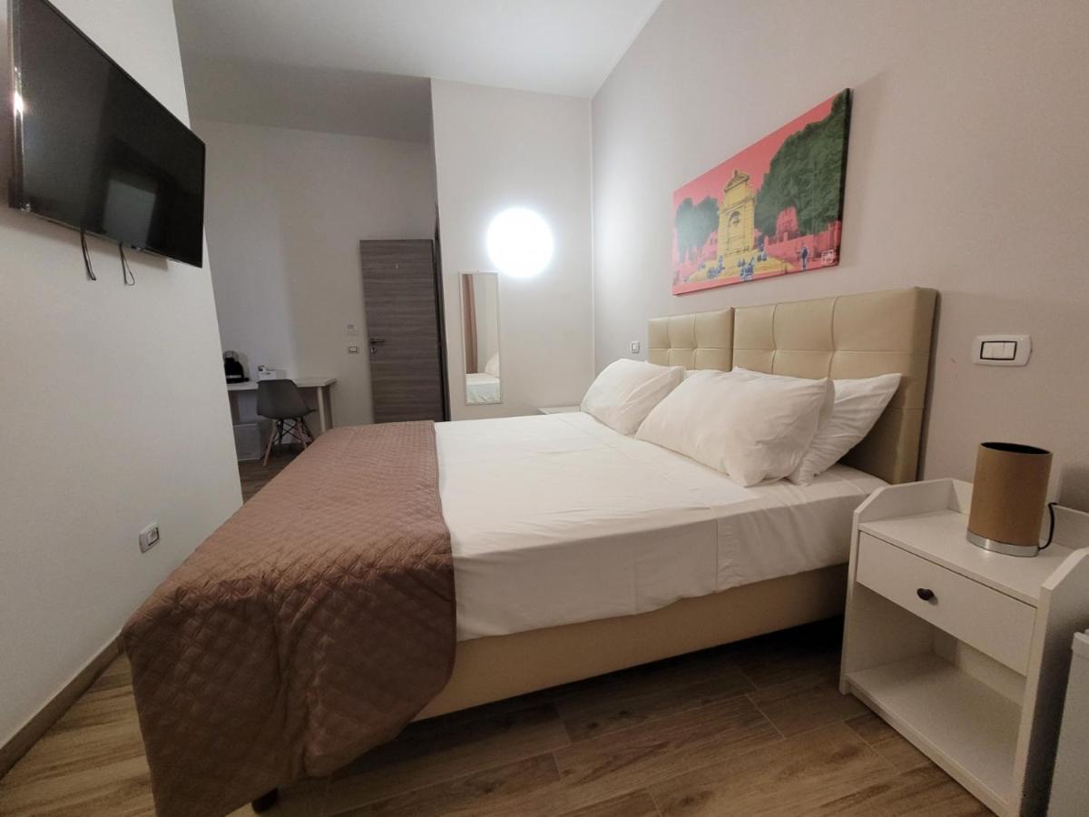 Tiber Rooms Testaccio Рим Екстериор снимка