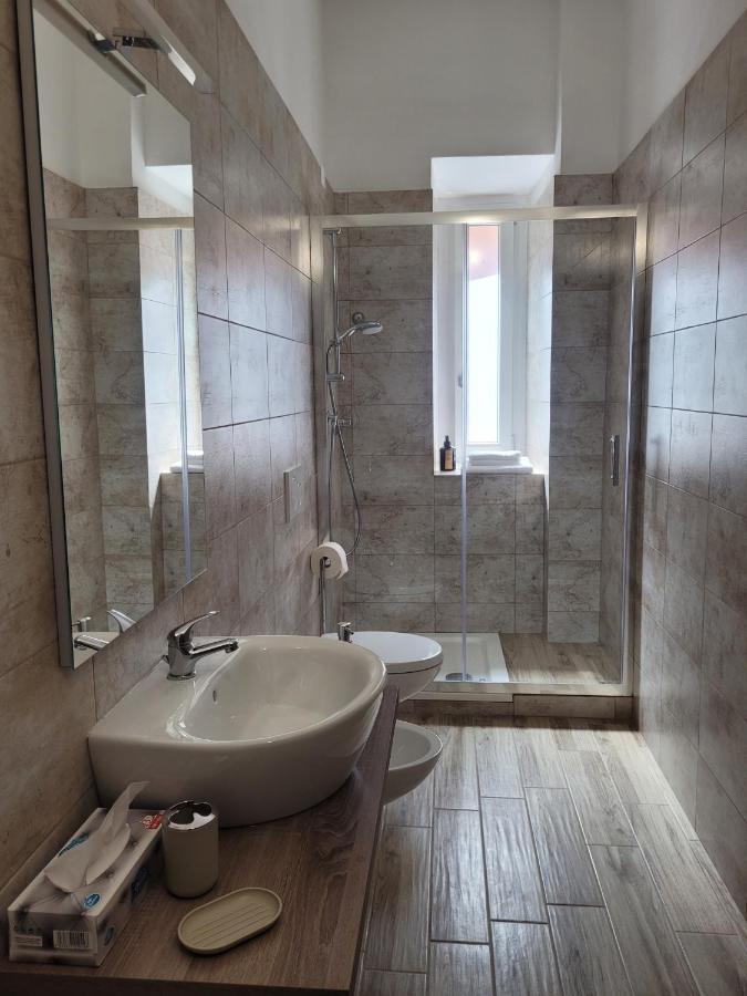 Tiber Rooms Testaccio Рим Екстериор снимка