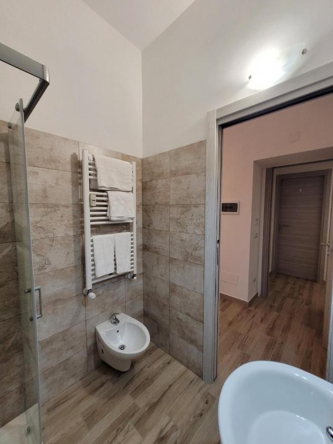 Tiber Rooms Testaccio Рим Екстериор снимка