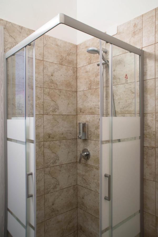 Tiber Rooms Testaccio Рим Екстериор снимка